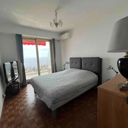 Beautiful Pool & Garage View Apartman Nizza